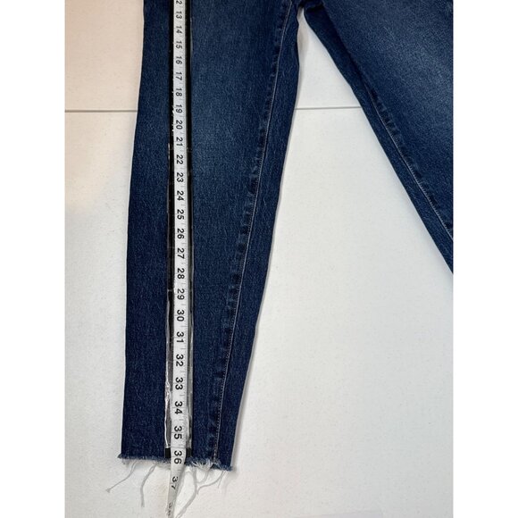 Old Navy Women’s 4 High Rise OG Straight Jeans Secret Smooth Pockets - Picture 5 of 8